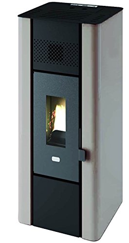 Cucina a pellet Punto Fuoco bianca, con corpo rettangolare e piccola finestra sul focolare
