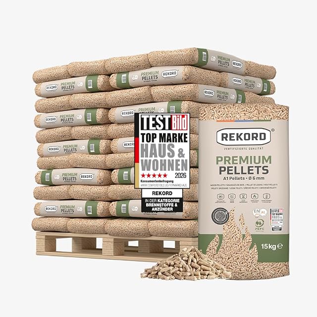 Un pallet di sessantasei sacchi da 15 kg di pellet di legno premium REKORD ENplus A1